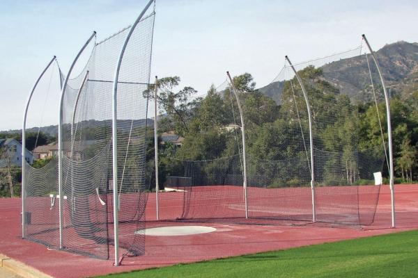 discus cage